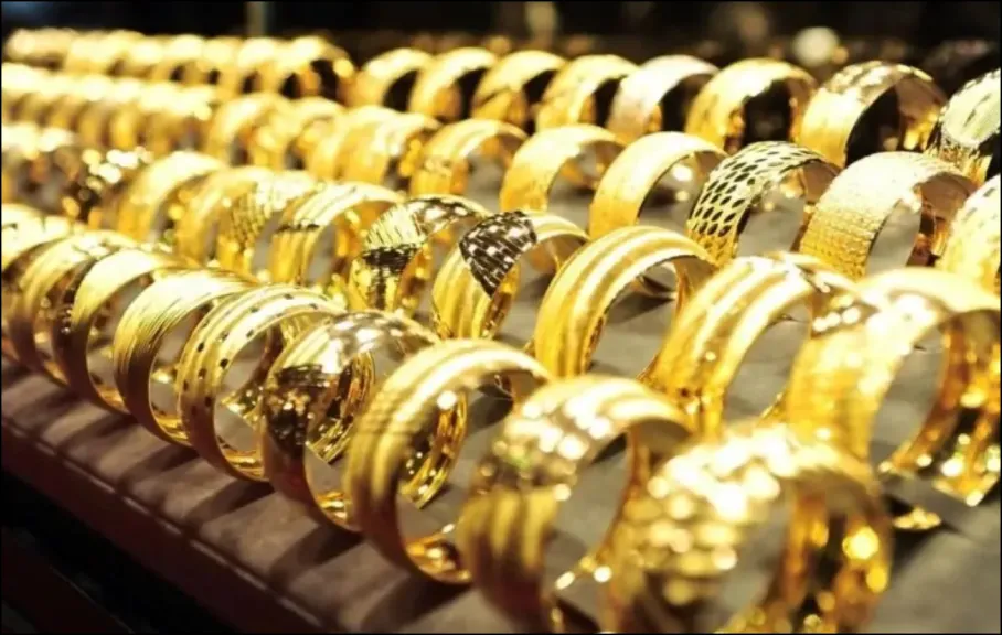 أسعار الذهب في العراق اليوم السبت 16/8/2025 بالدينار العراقي والدولار الأمريكي (تحديث لحظي)