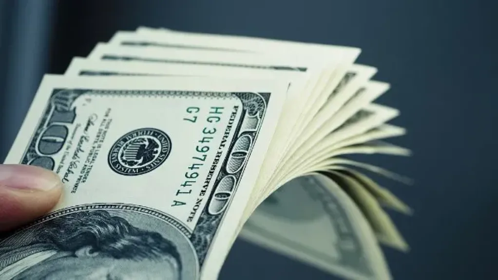 سعر الدولار في البنوك مساء اليوم 23-10-2025