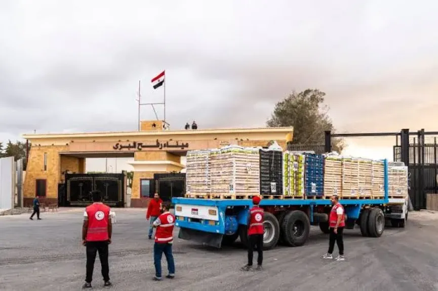 مسؤول إسرائيلي يعترف بعرقلة إدخال البضائع ومنع فتح معبر رفح لهذا السبب مسؤول إسرائيلي يعترف بعرقلة إدخال البضائع ومنع فتح معبر رفح لهذا السبب