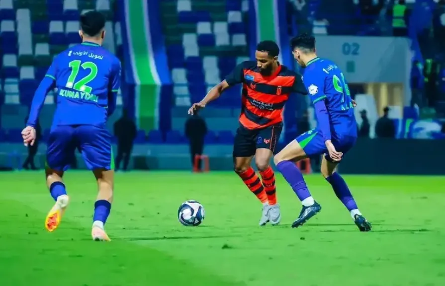 القنوات الناقلة لمباراة الفتح والرياض في كأس الملك السعودي 2025 والموعد القنوات الناقلة لمباراة الفتح والرياض في كأس الملك السعودي 2025 والموعد