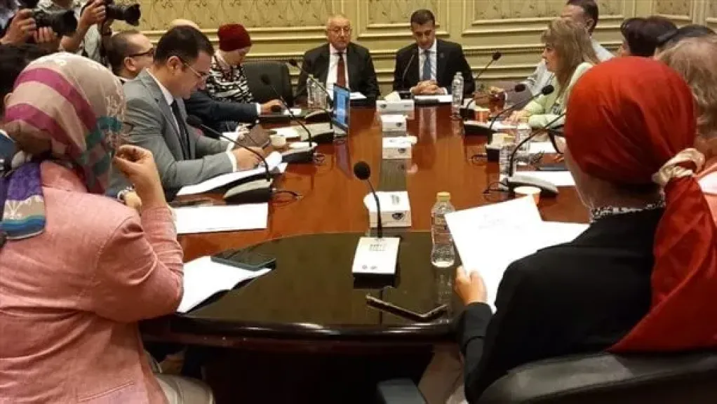 مشروع قانون تعديل رسوم الخدمات القنصلية والتصديقات (بالتفصيل) مشروع قانون تعديل رسوم الخدمات القنصلية والتصديقات (بالتفصيل)