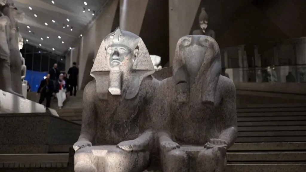 كيفية مشاهدة حفل افتتاح المتحف الكبير والقنوات الناقلة عالمياً اليوم السبت 1... كيفية مشاهدة حفل افتتاح المتحف الكبير والقنوات الناقلة عالمياً اليوم السبت 1 نوفمبر 2025