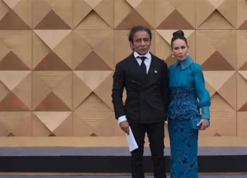 حضورها افتتاح المتحف المصري صدم الجمهور.. من هي شاهيناز النجار؟