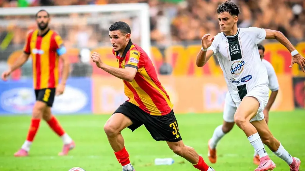 كلاسيكو تونس.. القنوات الناقلة لمباراة الترجي ضد الصفاقسي في الدوري التونسي 2025-2026