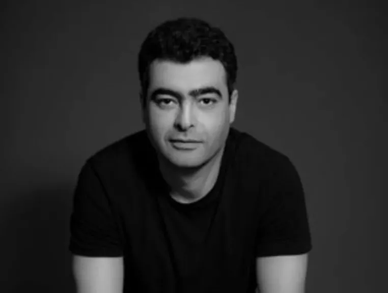 من هو هشام نزيه ويكيبيديا؟ أبرز المعلومات عن الموسيقار المصري العالمي المشارك في حفل افتتاح المتحف المصري الكبير