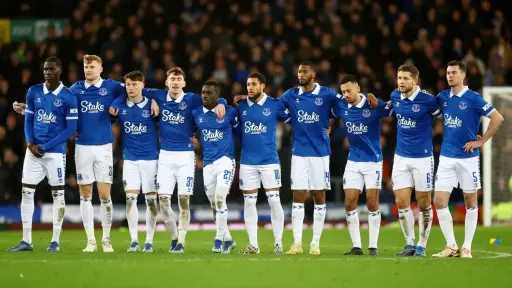 القنوات الناقلة لمباراة إيفرتون ضد سندرلاند في الدوري الإنجليزي اليوم والتوقيت