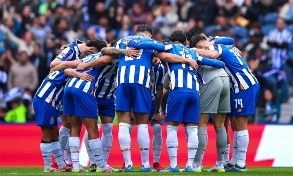 الموعد والقنوات الناقلة لمباراة بورتو ضد أوتريخت في الدوري الأوروبي اليوم