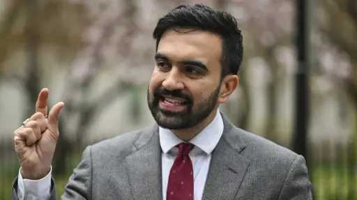 زهران ممداني يصدر قرارًا بمقاطعة إسرائيل وإلغاء معاداة السامية