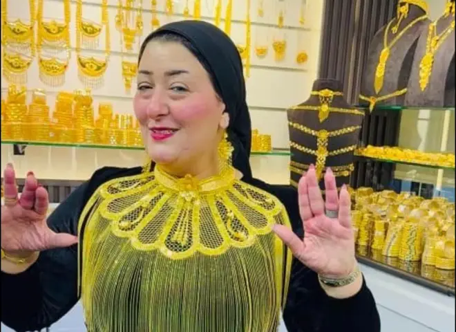 فيديو أميرة الدهب مع رجل أعمال خليجي +18 .. شاهد القصة الكاملة ورد أميرة حسان