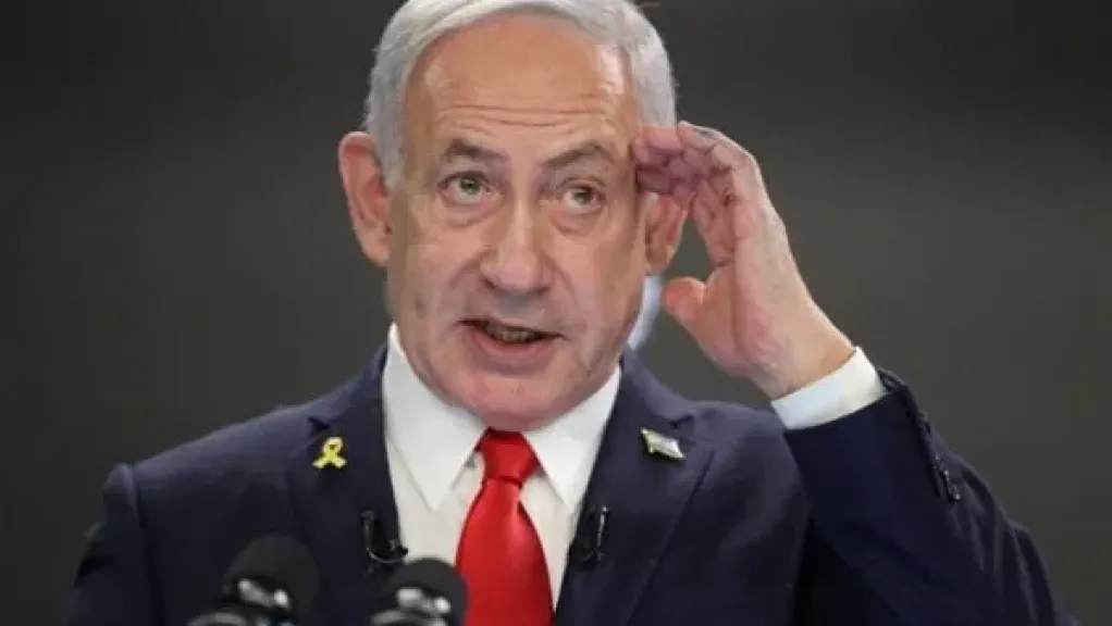 نتنياهو يتقدم بطلب رسمي للعفو عنه إلى رئيس الاحتلال الإســـرائيلي