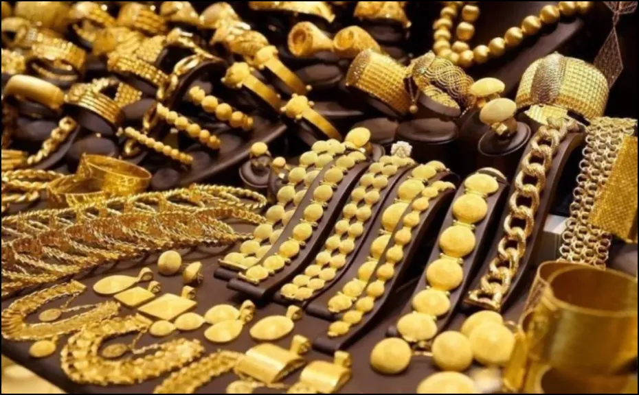 سعر الذهب في الإمارات اليوم الثلاثاء 23-12-2025 بالدرهم والدولار الأمريكي