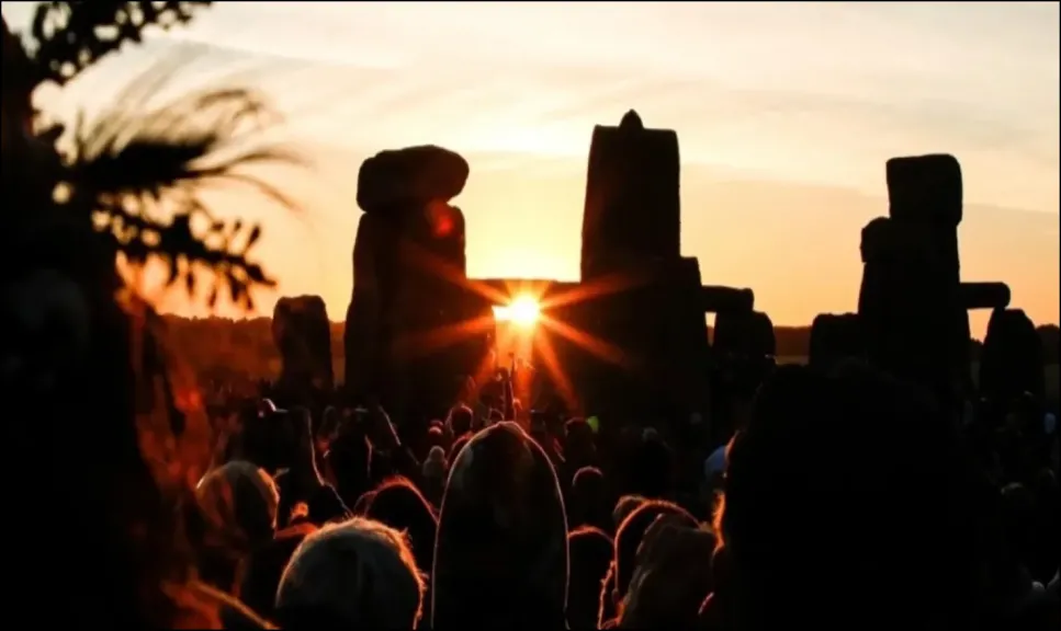 الانقلاب الصيفي يقترب: لماذا نشهد أطول نهار في السنة وما سر علاقته بميل الأرض؟