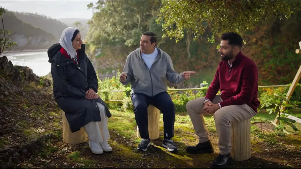 عمرو خالد في “دليل – رحلة مع القرآن”: كيف تبني درعك النفسي من سورة البقرة؟