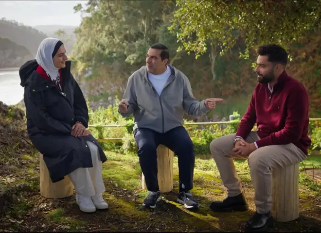 عمرو خالد في “دليل – رحلة مع القرآن”: كيف تبني درعك النفسي من سورة البقرة؟