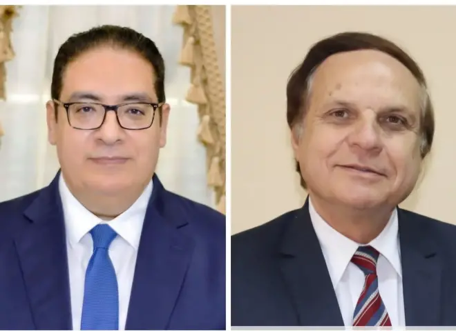 جامعة القاهرة تهنئ الأمين العام لرابطة الجامعات الإسلامية لنيله الدكتوراه الفخرية من جامعة ”باشن العالمية” بأمريكا