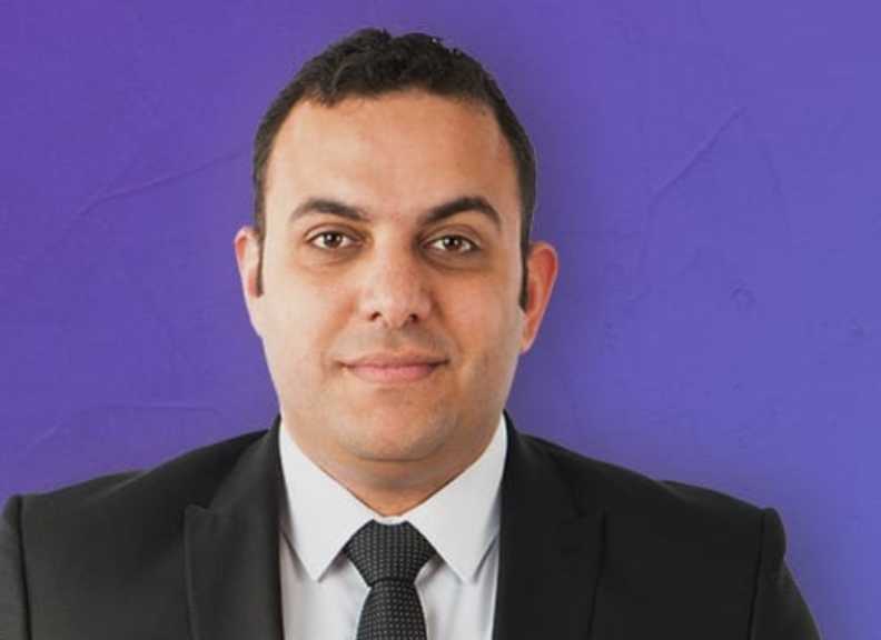 شعبة محرري الصحة بنقابة الصحفيين تهنئ الدكتور أحمد رزق لحصوله على الدكتوراه في إدارة المستشفيات